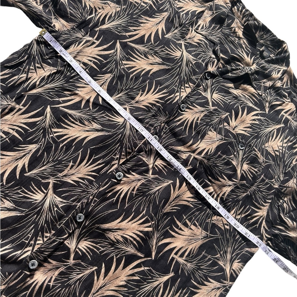 Men’s black and gold palm frond button up size L Vitanova - Picture 3 of 7